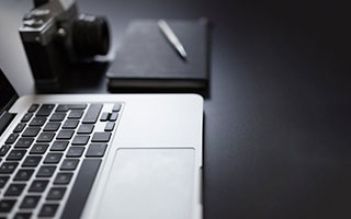 半岛体育官网-勒沃库森客场不敌沙尔克04，连败於手