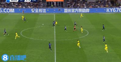 半岛体育官网入口-包含拉齐奥前锋在比赛中捅射破门完成破僵的词条