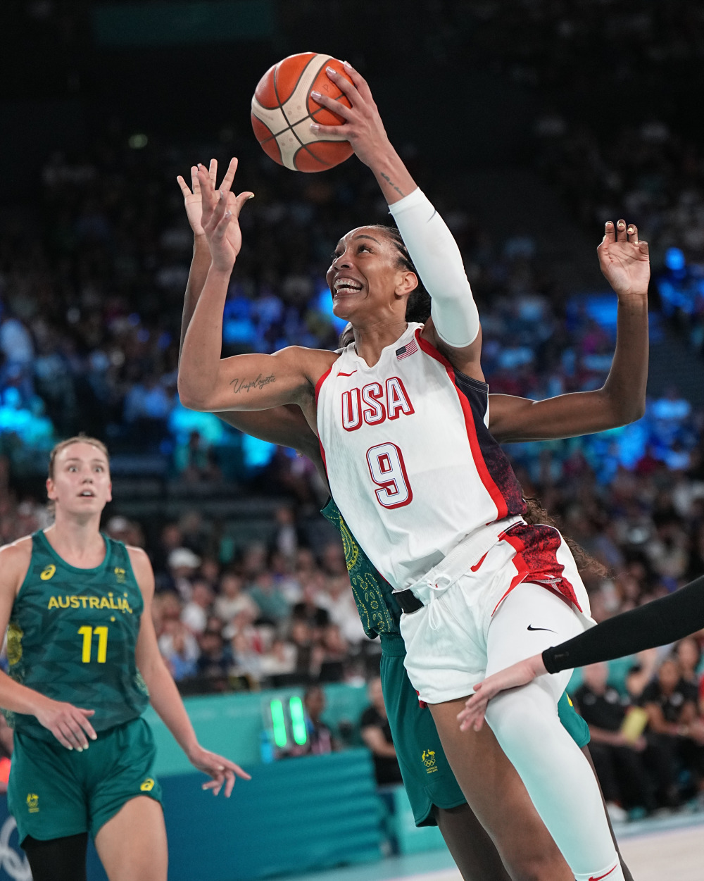 半岛体育官方下载-欧洲篮球杯：巴黎篮球王者队轻松晋级