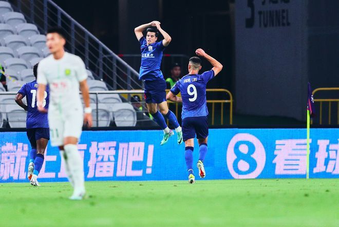 半岛体育app官方下载-足协杯上海申花阵痛击川崎分的简单介绍